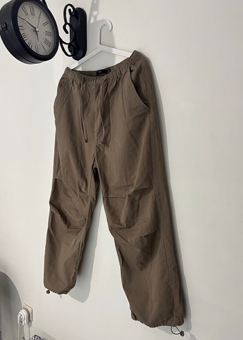 Bershka Erkek Paraşüt Pantolon - Görsel 5
