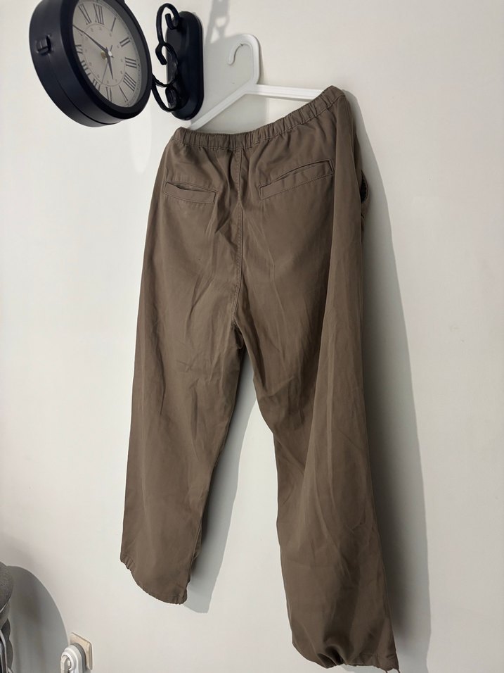 Bershka Erkek Paraşüt Pantolon - Görsel 3