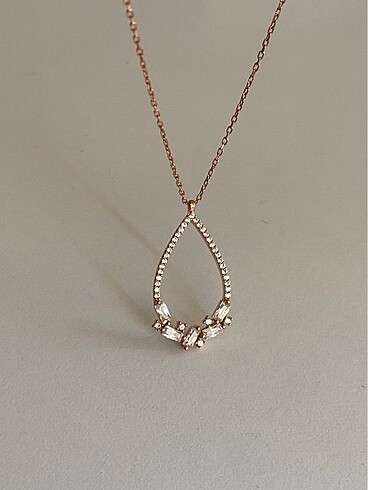 Gümüş rosegold taşlı kolye