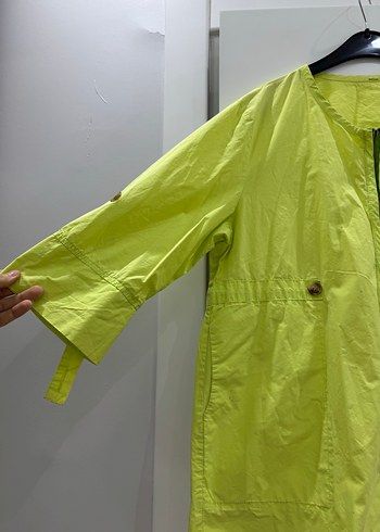 Sarı Mini Kadın Yağmurluk Düğmeli - Görsel 2