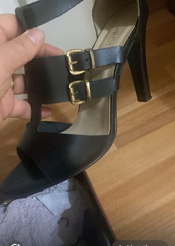 Tokalı Siyah Kadın Stiletto - Görsel 3