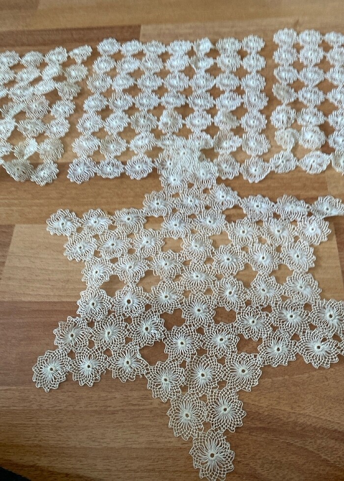 Çok güzel iğne oyası yapımı - Görsel 2