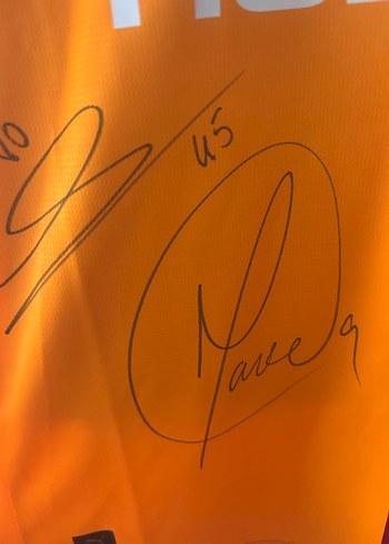 Icardi İmzalı Galatasaray Forması Güncel Kadro Ön Yüz Toplu İmza - Görsel 2