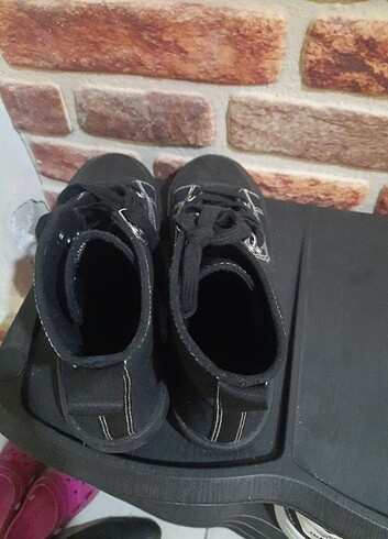 39 Beden Pull And Bear converse tipi ayakkabı