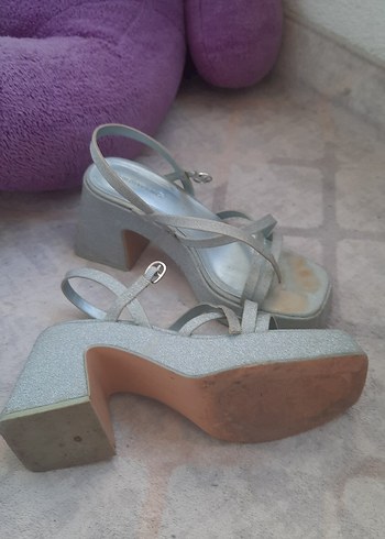Stradivarius Stradivarius Gri Platform Topuklu Kadın Abiye Ayakkabısı