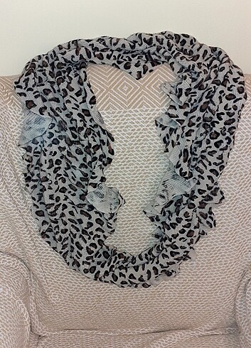 LEOPAR DESENLİ ATKI