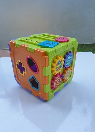 Action Baby Carries Zeka küpü 