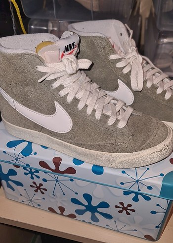 haki Süet Nike Kadın Spor Ayakkabı