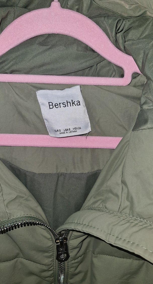 Bershka Rahat Kesim Yeşil Kışlık Mont - Görsel 2