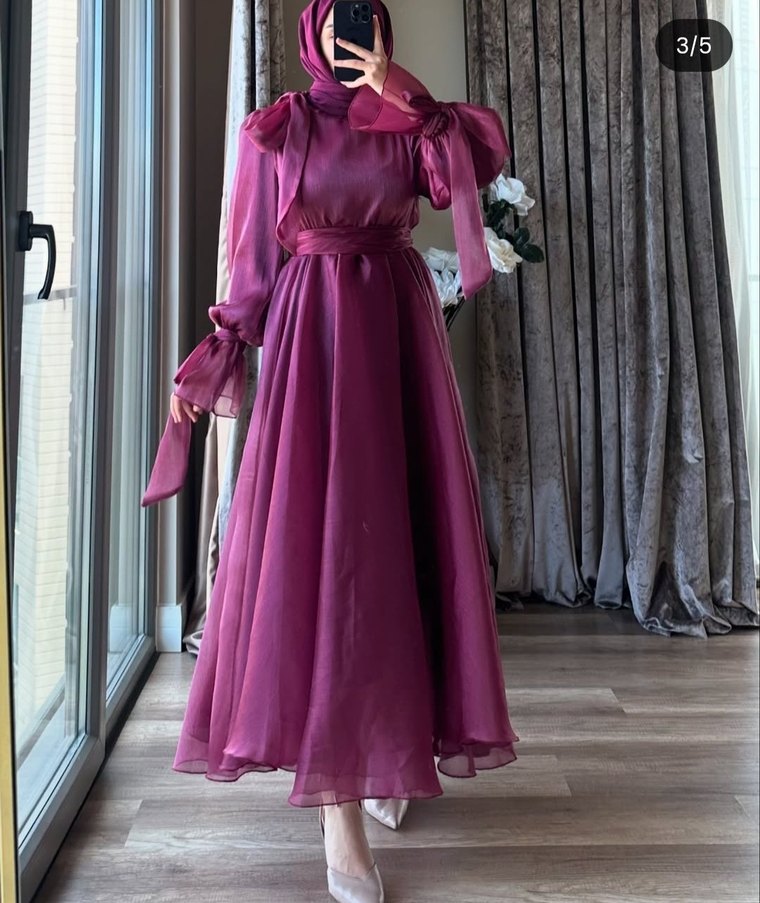 Bordo parlak  Yüksek Yakalı abiye - Görsel 2