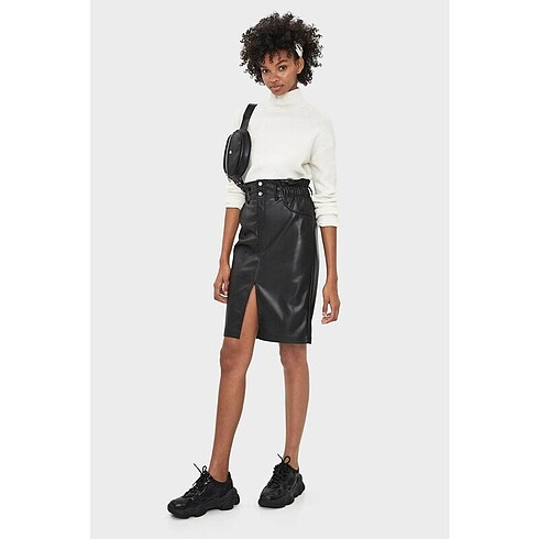 Bershka Suni Deri Etek