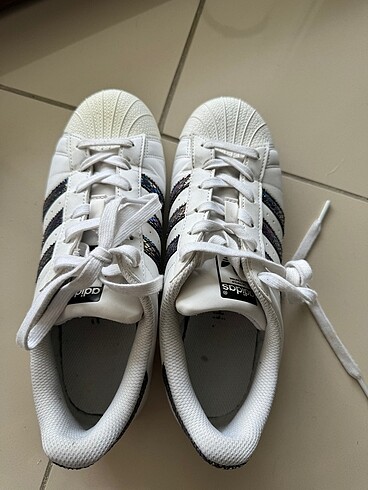 Adidas Superstar