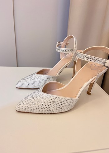 38 Beden Beyaz Taşlı Stiletto Abiye Ayakkabı