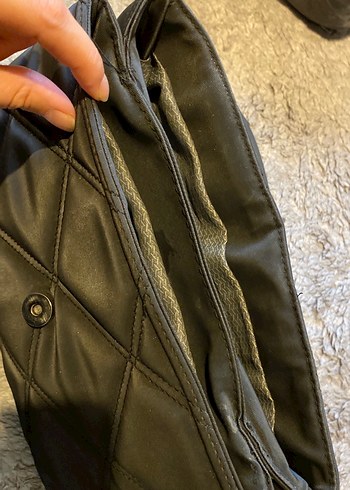 Zincir Detaylı Siyah Kadın Omuz Çantası - Görsel 3