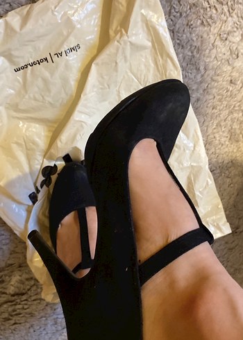 Siyah Goth Stiletto Tokalı Kadın Topuklu Ayakkabı - Görsel 3