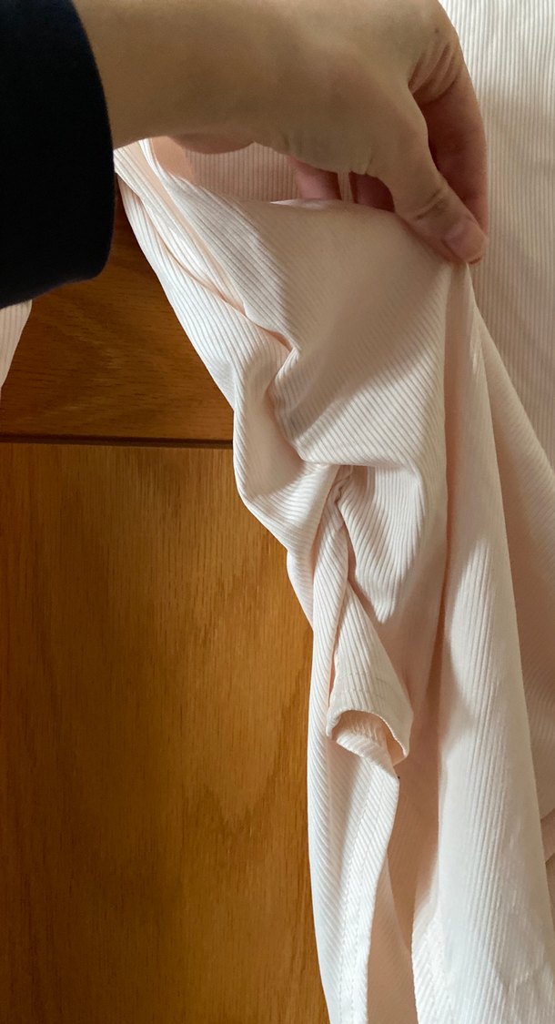 Beyaz V Yakalı Uzun Kollu Kadın Bluz - Görsel 2