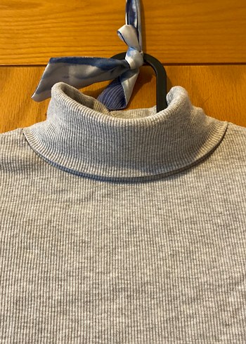 Gri Uzun Kollu Yüksek Yakalı Kadın Kazak - Görsel 2