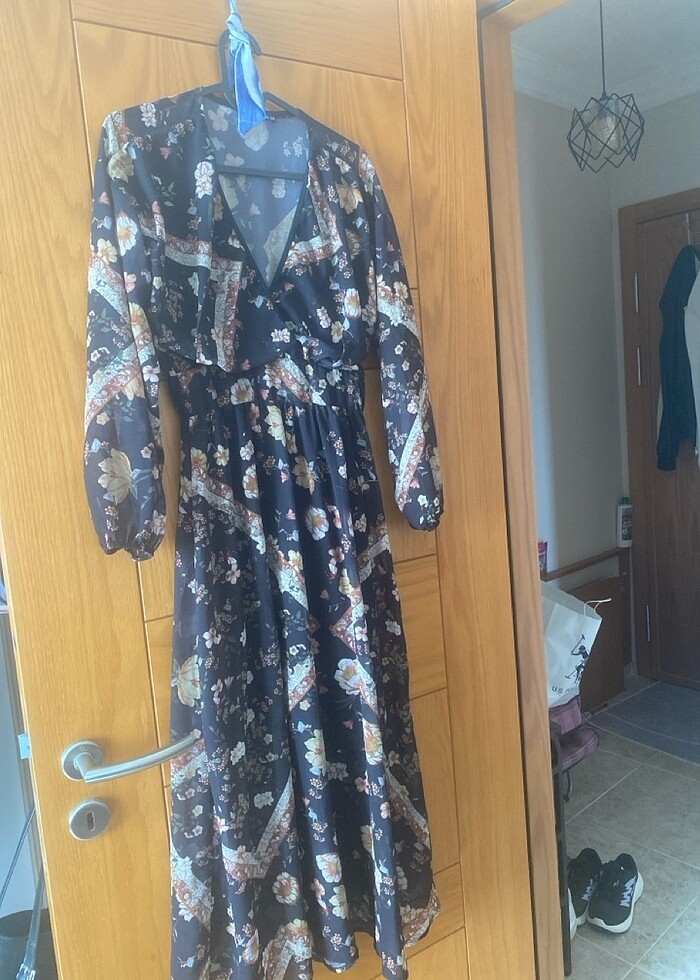 Kahverengi şifon elbise - Görsel 3