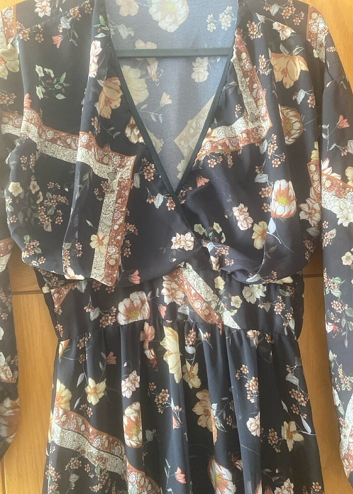 Kahverengi şifon elbise - Görsel 5