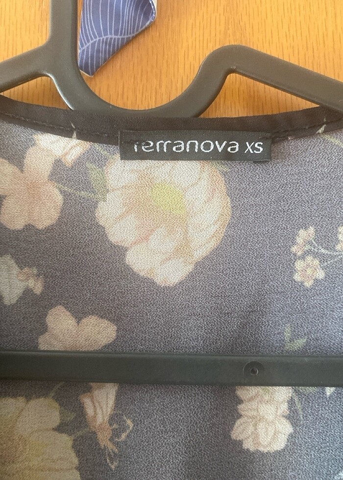 Kahverengi şifon elbise - Görsel 4