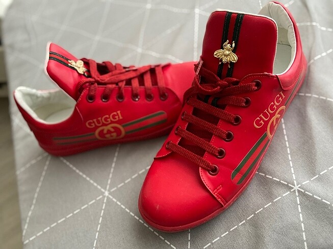 39 Beden Kırmızı spor ayakkabı
