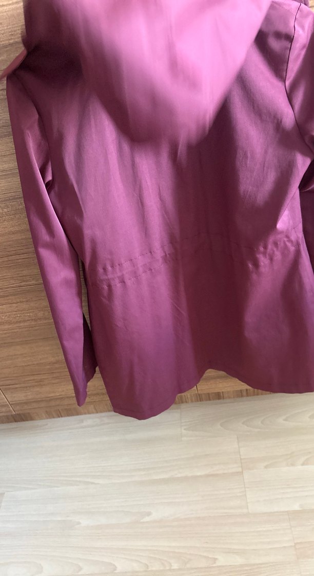 Batik marka bordo Kapüşonlu Şehir Rüzgarlığı — görsel 5/8
