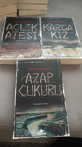 Karga kız seri