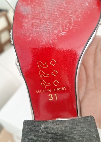 Metalik Gri Kemerli Yüksek Topuklu Kadın Ayakkabı - Görsel 3