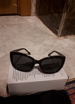 #avon gunes gozlugu 