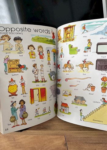 Beden İngilizce İlk Bin Sözcük Öğreten Kitap