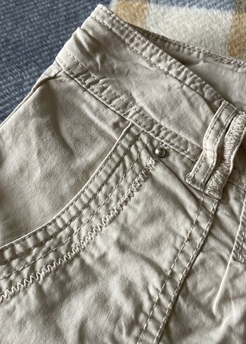 Bej Rahat Kesim Kadın Bermuda Şort - Görsel 3