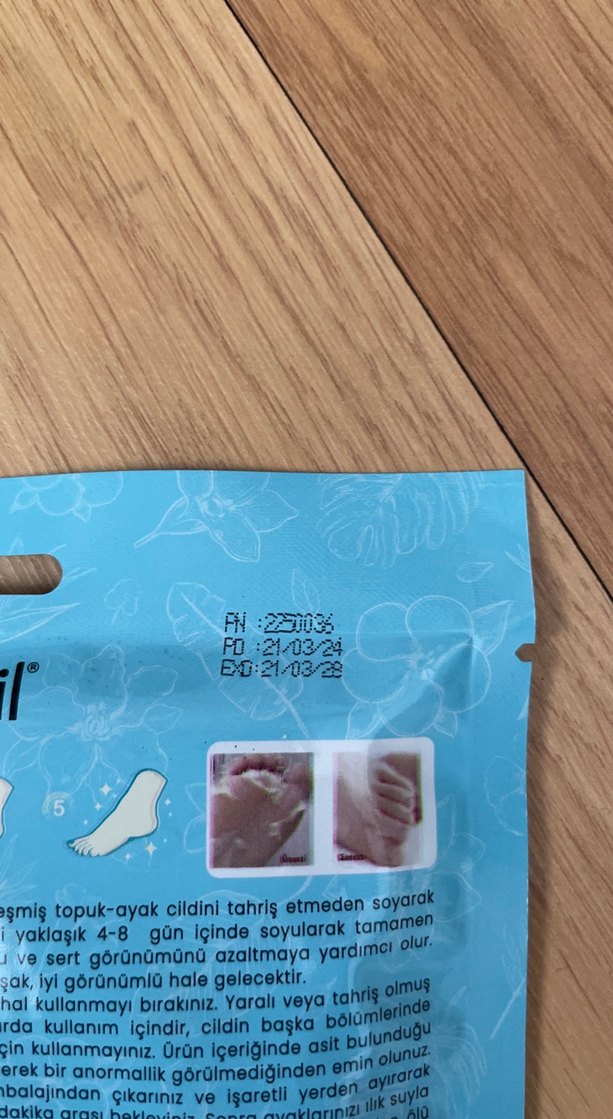 Dermokil Peeling Etkili Ayak Maskesi - Görsel 3