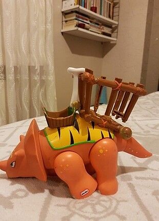  Dinozor oyuncak