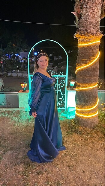 Mavi uzun elbise