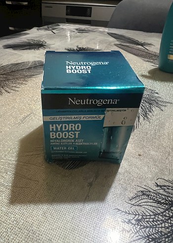 Neutrogena Hydro Boost Su Bazli Nemlendirici Jel