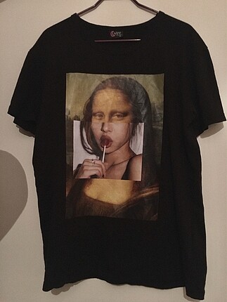 monalisa baskılı tshirt