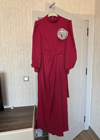 Abiye Bordo Uzun Kollu Yüksek Yakalı Uzun Elbise