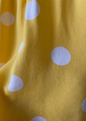 Sarı Puantiyeli Askılı Bluz - Görsel 3