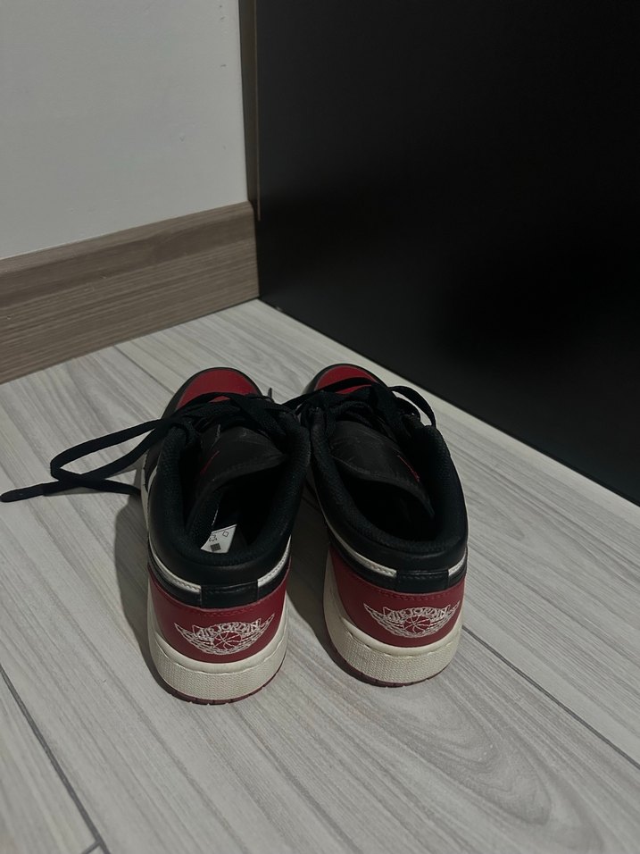 Kırmızı Siyah Kadın NİKE Spor Ayakkabı - Görsel 5