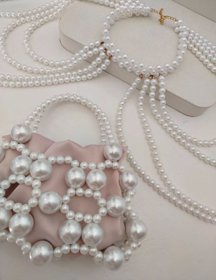 Uzun İşlemeli Beyaz Boncuklu Kadın Kolye - Görsel 3