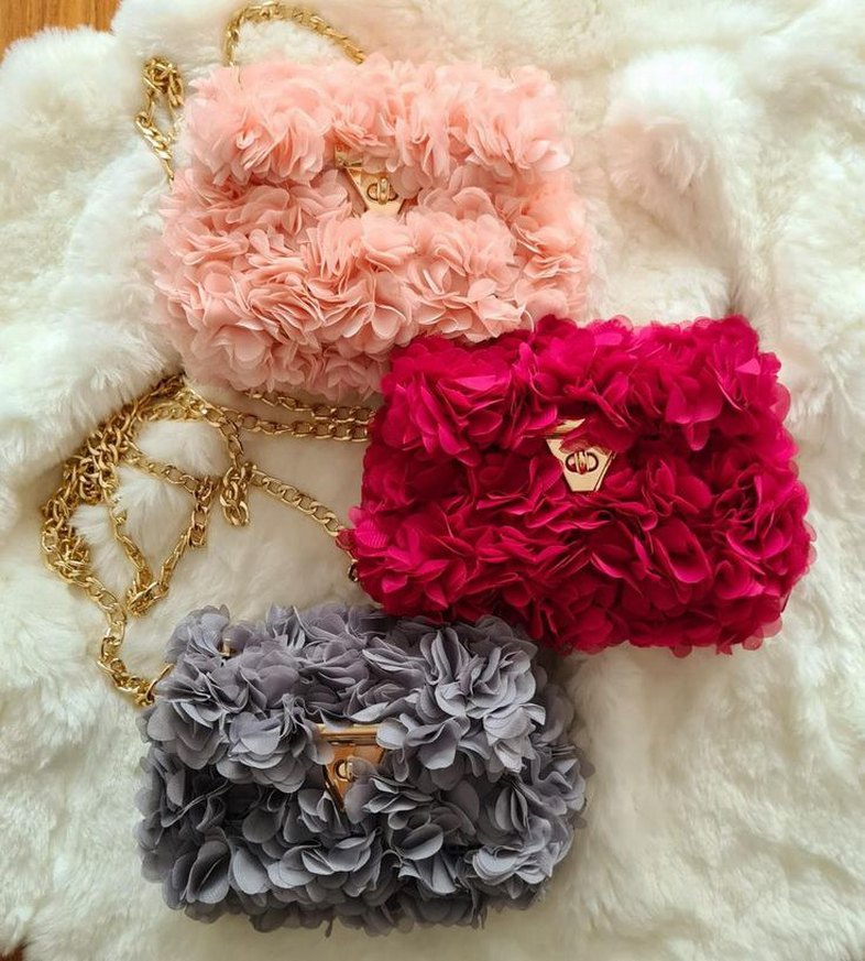 Beyaz Fırfırlı Çiçekli Kadın Çanta - Görsel 2