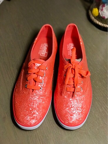 Keds spor ayakkabı