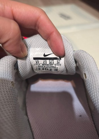 38,5 Beden gri Renk Nike MD Runner Spor Ayakkabısı