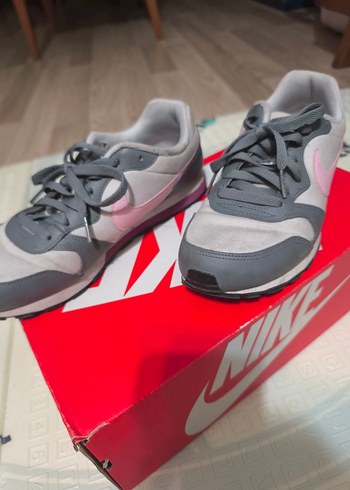 Nike Nike MD Runner Spor Ayakkabısı