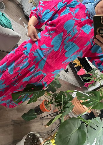 s Beden Pembe Mavi Batik Desenli Salaş Uzun Elbise ve şal fytı