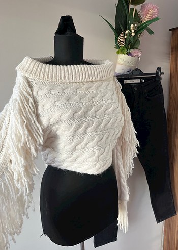 Zara Bohem Tarz Beyaz Örgü carmen Kazak