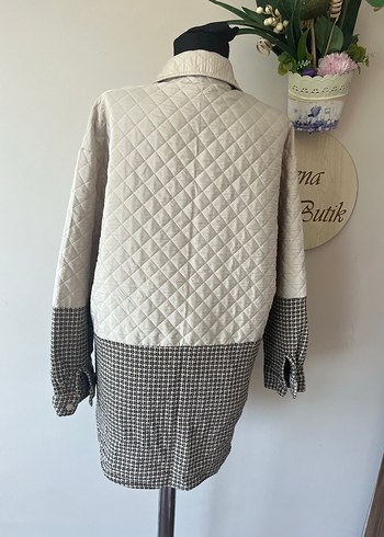 Zara Kapitone mont