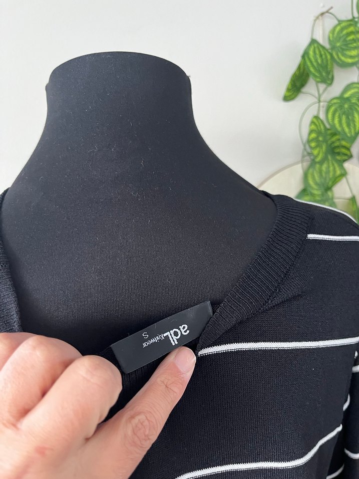 Adl marka Siyah Çizgili  Triko - Görsel 4