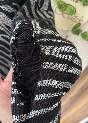 Gri Zebra Desenli Uzun Kollu Triko tunık - Görsel 3