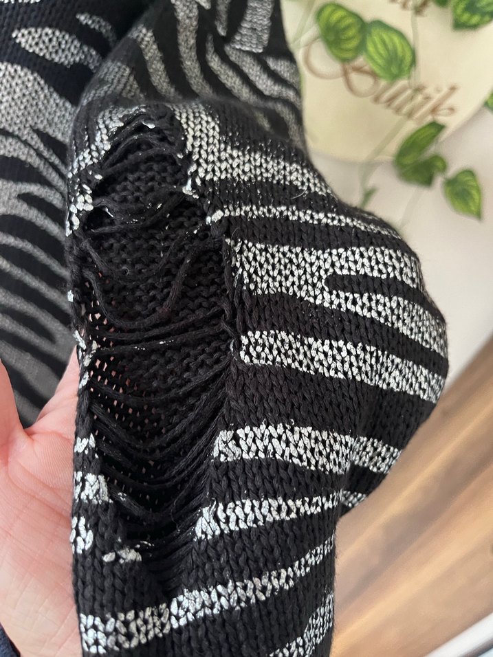 Gri Zebra Desenli Uzun Kollu Triko tunık - Görsel 3